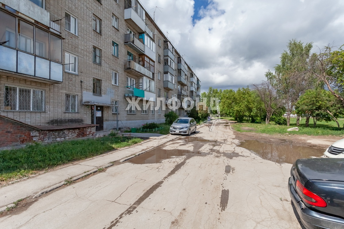 Продажа 1-комнатной квартиры, Бердск, Боровая,  96