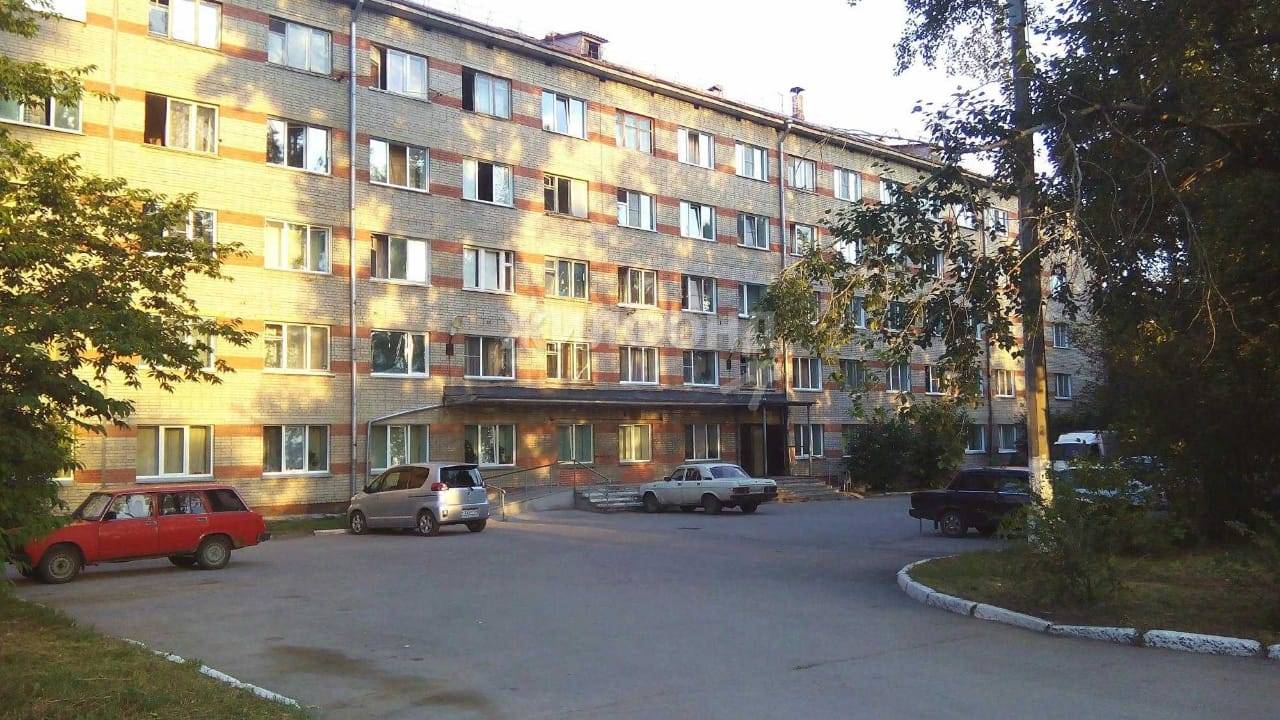 Продажа комнаты, Бердск, Боровая,  100