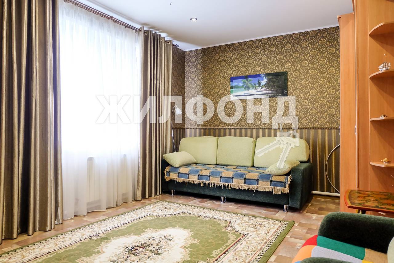 Продажа дома, 265м <sup>2</sup>, 10 сот., Бердск, Новая