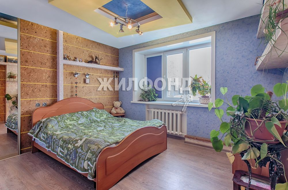 Продажа 3-комнатной квартиры, Бердск, Большевистская,  51
