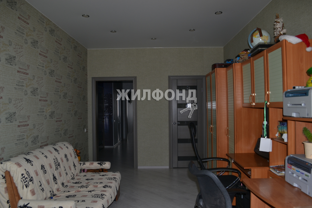 Продажа дома, 410м <sup>2</sup>, 9 сот., Бердск, Хрустальный пер