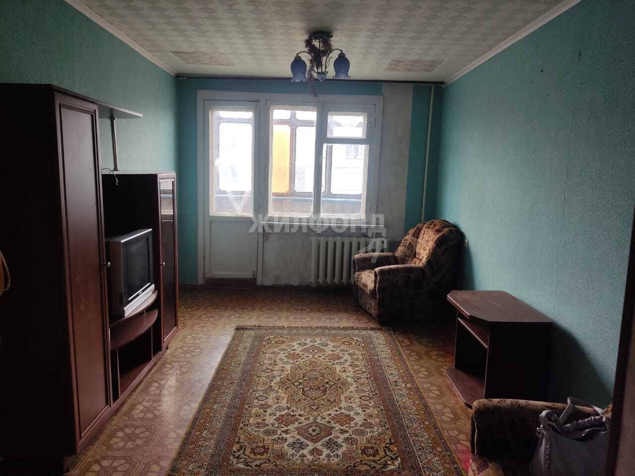 Горный, Первомайская, 7, 3-комнатная квартира